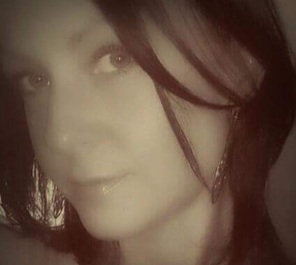 Meet your Posher, Paula - Picture 2 of 2